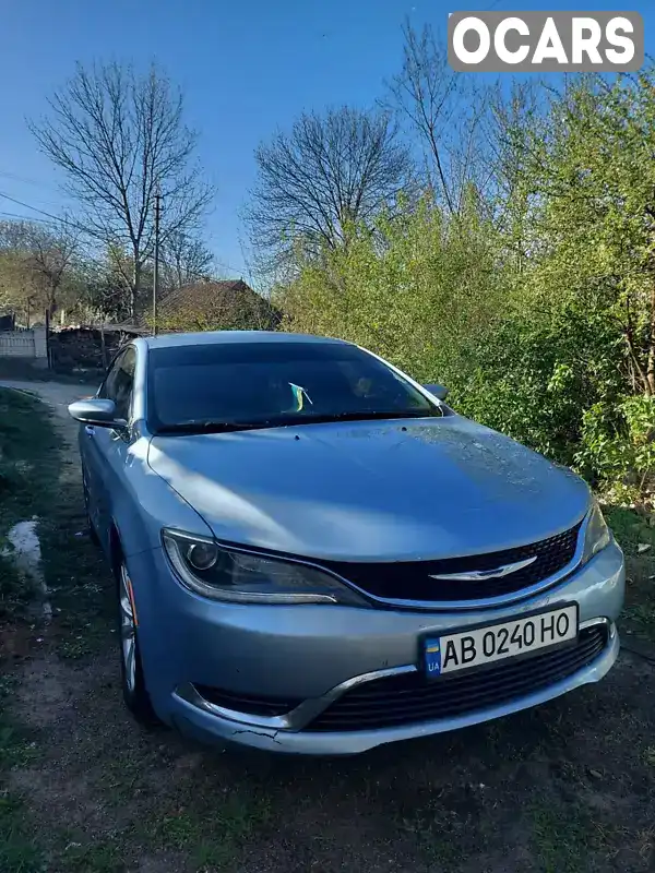 Седан Chrysler 200 2015 2.36 л. Автомат обл. Винницкая, Пищанка - Фото 1/16
