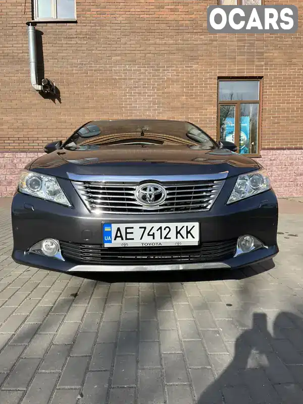 Седан Toyota Camry 2012 2.49 л. Автомат обл. Полтавская, Полтава - Фото 1/21