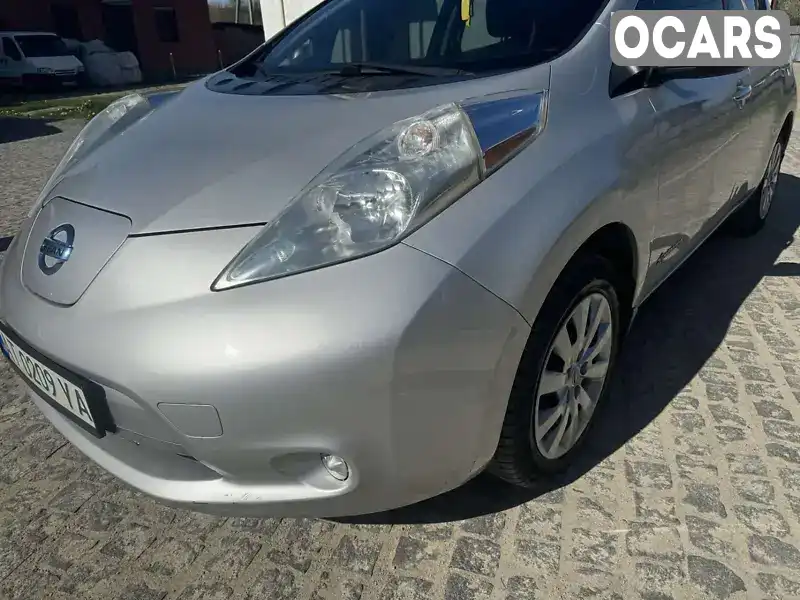 Хетчбек Nissan Leaf 2015 null_content л. Автомат обл. Івано-Франківська, Яремче - Фото 1/10