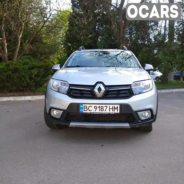 Хэтчбек Renault Sandero 2018 1.46 л. Ручная / Механика обл. Львовская, Львов - Фото 1/16