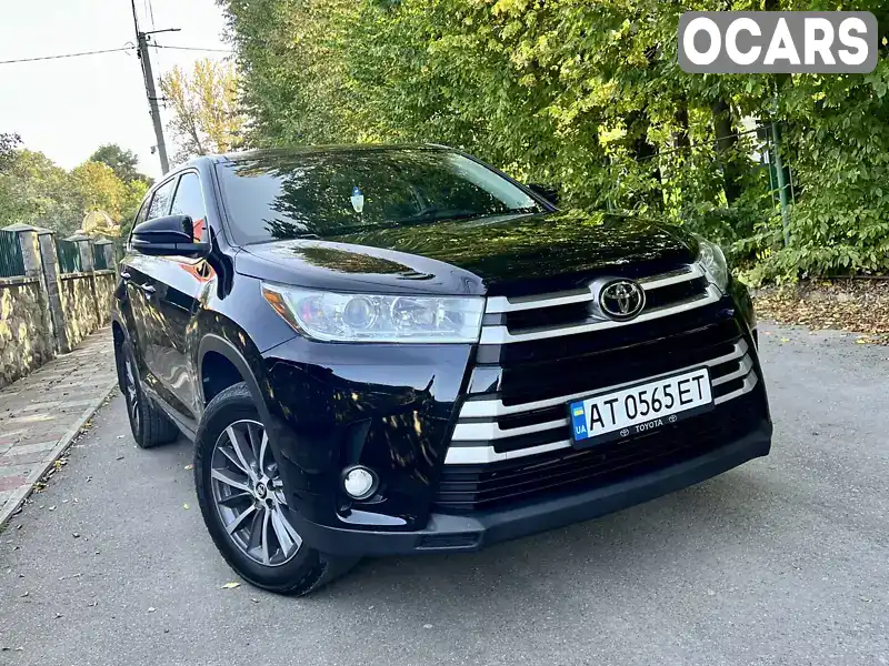 Внедорожник / Кроссовер Toyota Highlander 2017 3.46 л. Автомат обл. Ивано-Франковская, Надворная - Фото 1/15