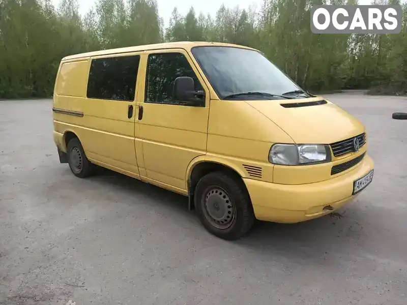 Минивэн Volkswagen Transporter 2002 2.5 л. Ручная / Механика обл. Житомирская, Звягель - Фото 1/21