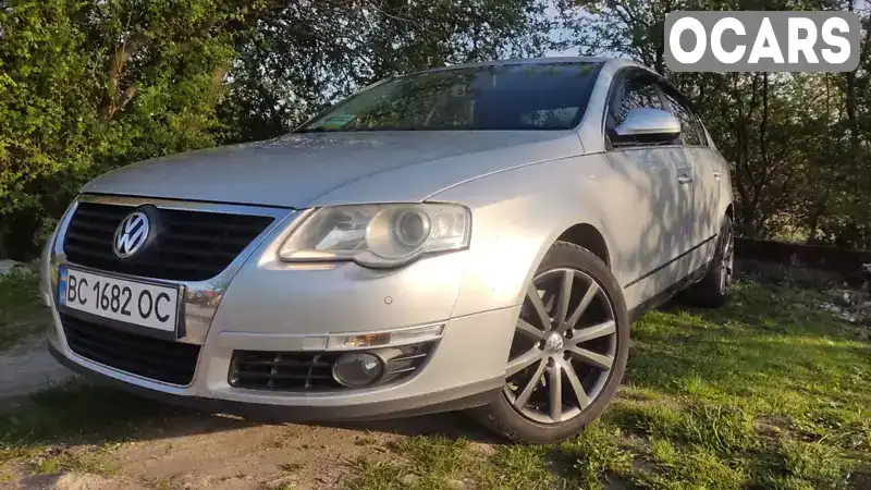 Седан Volkswagen Passat 2010 2 л. Робот обл. Львовская, Львов - Фото 1/21