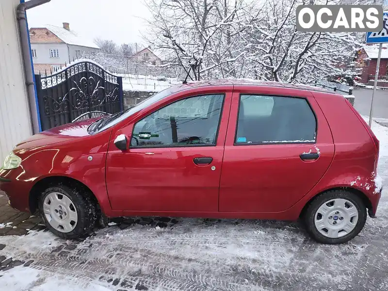 Хэтчбек Fiat Punto 2006 1.2 л. Ручная / Механика обл. Ровенская, Ровно - Фото 1/4