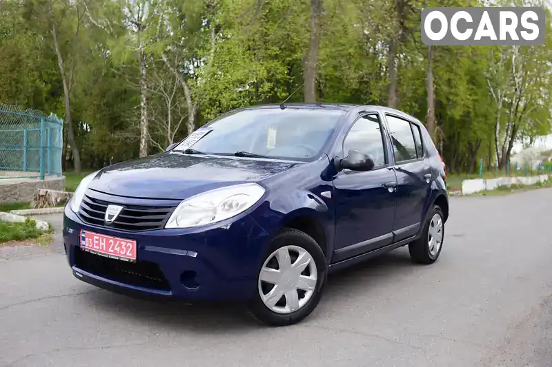 Хэтчбек Dacia Sandero 2009 1.4 л. Ручная / Механика обл. Черкасская, Умань - Фото 1/21