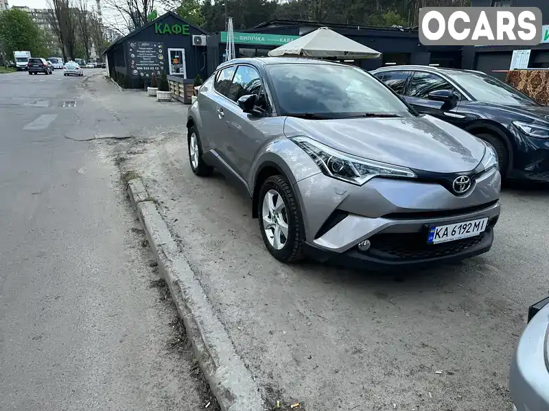 Внедорожник / Кроссовер Toyota C-HR 2016 1.2 л. Вариатор обл. Киевская, Киев - Фото 1/20