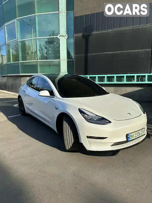 Седан Tesla Model 3 2018 null_content л. обл. Одеська, Одеса - Фото 1/15