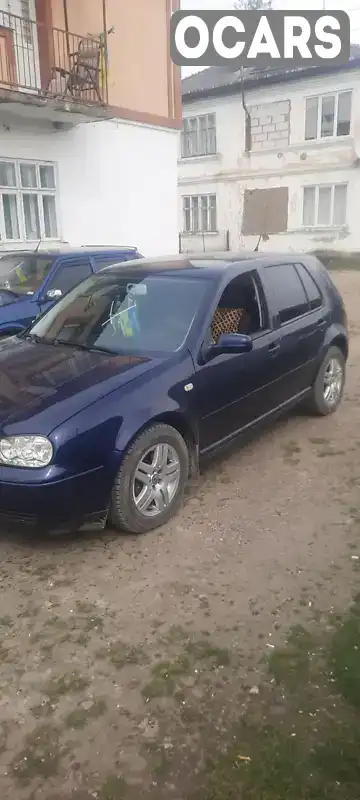 Хэтчбек Volkswagen Golf 2002 1.6 л. Ручная / Механика обл. Черновицкая, Выжница - Фото 1/6