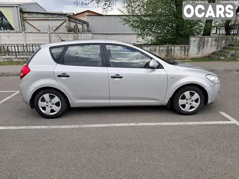 Хэтчбек Kia Ceed 2008 1.4 л. Ручная / Механика обл. Киевская, Киев - Фото 1/21