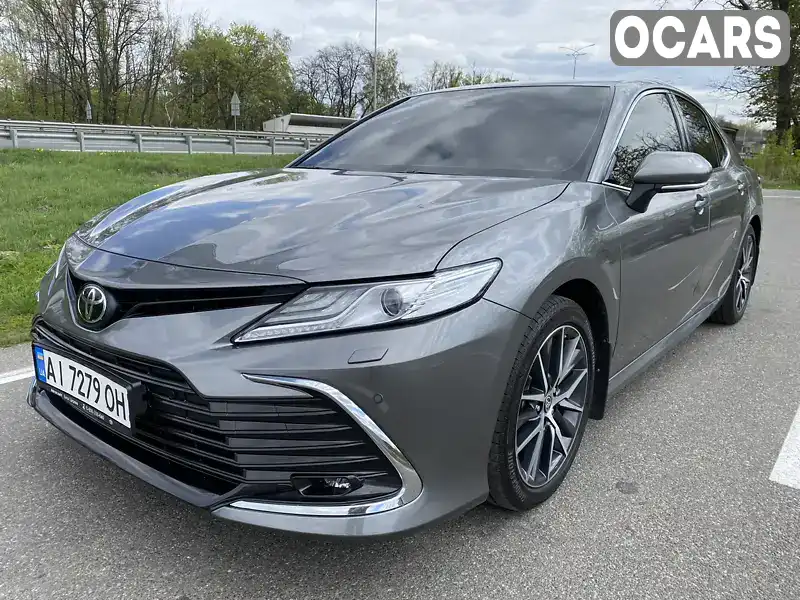 Седан Toyota Camry 2022 2.49 л. Типтроник обл. Киевская, Киев - Фото 1/18