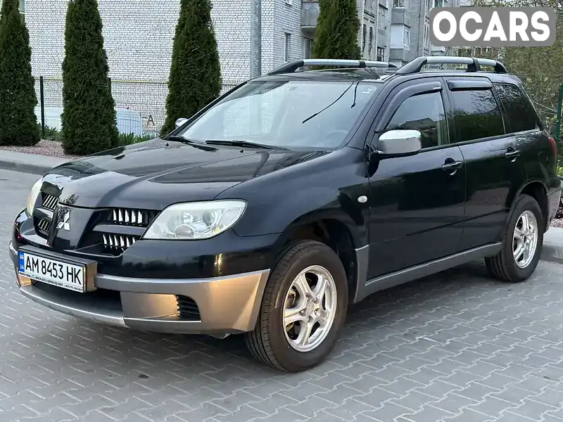 Внедорожник / Кроссовер Mitsubishi Outlander 2005 2 л. Ручная / Механика обл. Житомирская, Житомир - Фото 1/20