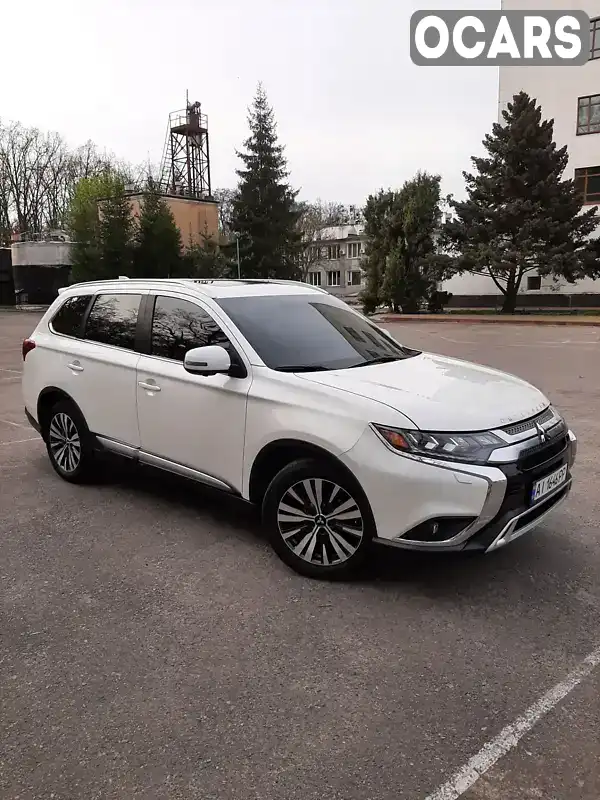 Позашляховик / Кросовер Mitsubishi Outlander 2018 2.36 л. Варіатор обл. Київська, Біла Церква - Фото 1/21