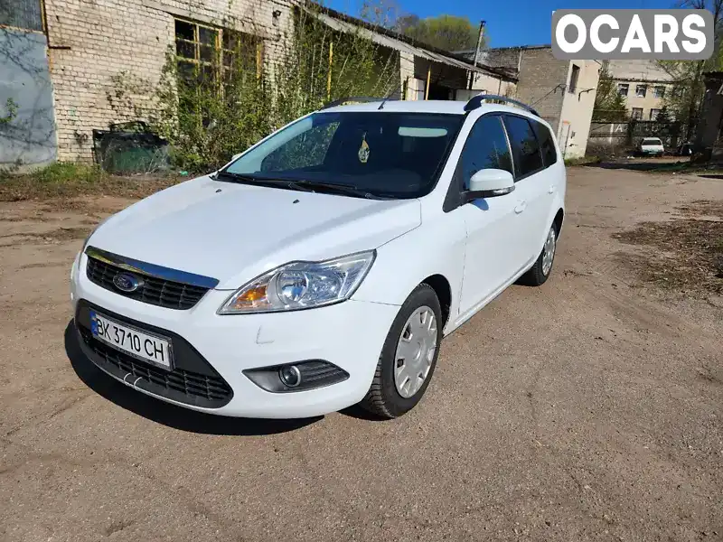 Универсал Ford Focus 2010 1.6 л. Ручная / Механика обл. Киевская, Киев - Фото 1/20