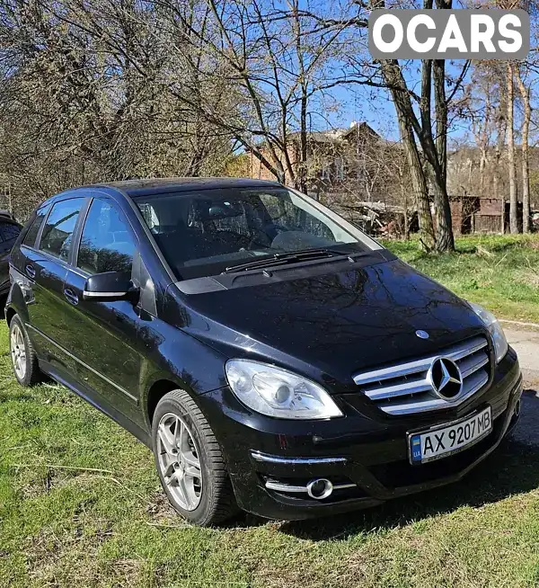 Хэтчбек Mercedes-Benz B-Class 2010 2 л. Автомат обл. Харьковская, Харьков - Фото 1/13