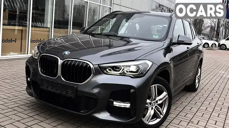 Позашляховик / Кросовер BMW X1 2020 2 л. Автомат обл. Київська, Київ - Фото 1/21