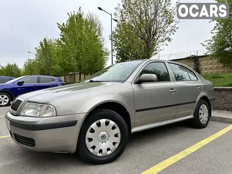 Ліфтбек Skoda Octavia 2008 1.6 л. Ручна / Механіка обл. Київська, Вишневе - Фото 1/21