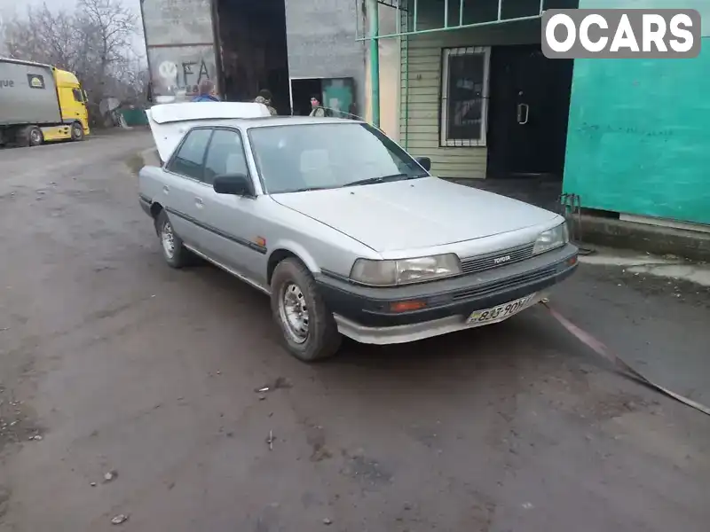 Седан Toyota Camry 1988 2 л. обл. Николаевская, Первомайск - Фото 1/4