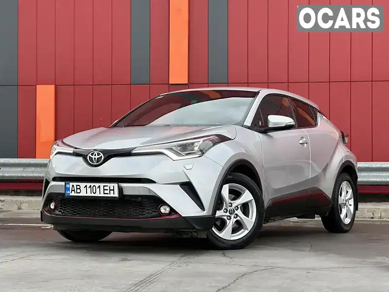 Позашляховик / Кросовер Toyota C-HR 2017 1.2 л. Автомат обл. Київська, Київ - Фото 1/21