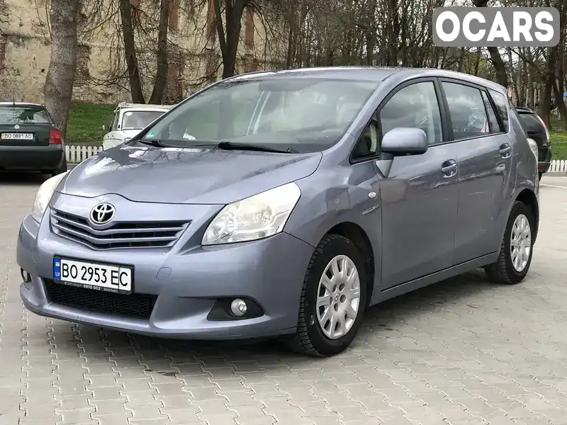 Мінівен Toyota Verso 2010 2 л. Ручна / Механіка обл. Тернопільська, Бережани - Фото 1/21