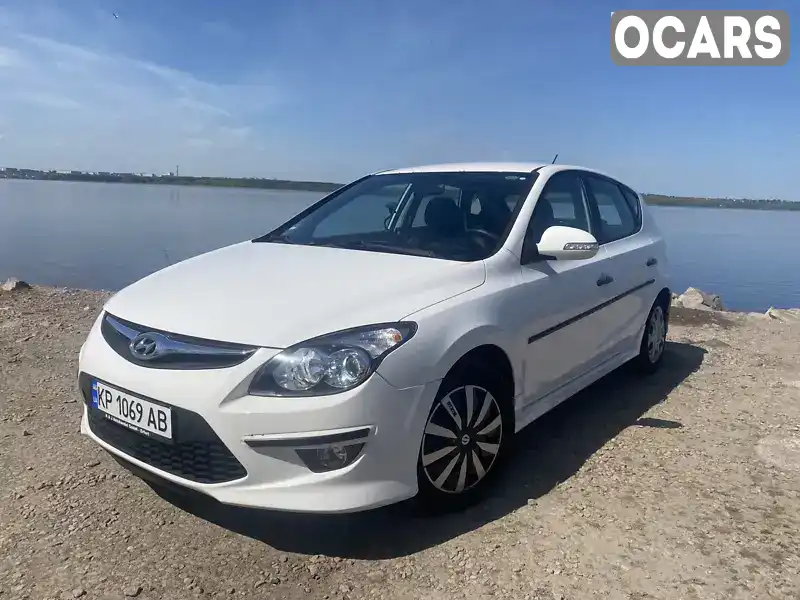 Хэтчбек Hyundai i30 2011 1.4 л. Ручная / Механика обл. Запорожская, Запорожье - Фото 1/21