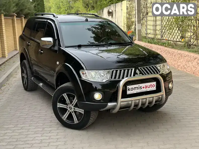 Внедорожник / Кроссовер Mitsubishi Pajero Sport 2011 2.5 л. Ручная / Механика обл. Хмельницкая, Хмельницкий - Фото 1/21