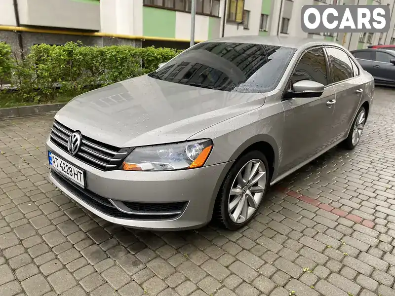 Седан Volkswagen Passat 2013 2.5 л. Автомат обл. Ивано-Франковская, Ивано-Франковск - Фото 1/21