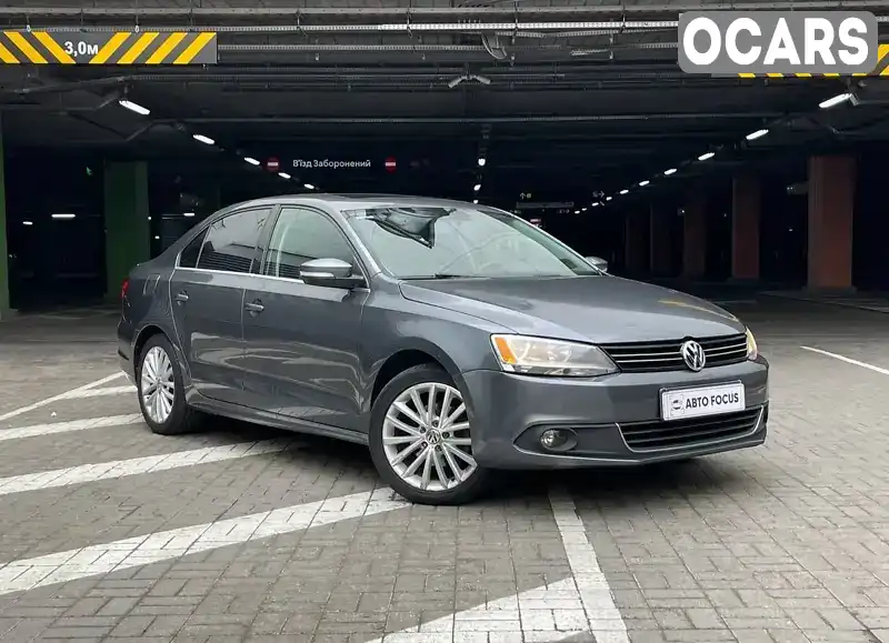 Седан Volkswagen Jetta 2013 null_content л. Автомат обл. Киевская, Киев - Фото 1/21