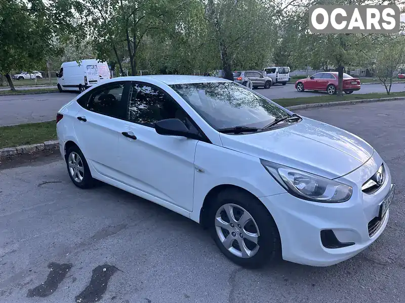 Седан Hyundai Accent 2013 1.4 л. Ручная / Механика обл. Винницкая, Винница - Фото 1/21