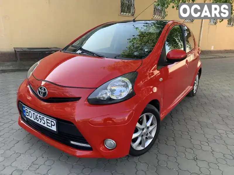 Хетчбек Toyota Aygo 2013 1 л. Ручна / Механіка обл. Дніпропетровська, Кривий Ріг - Фото 1/21