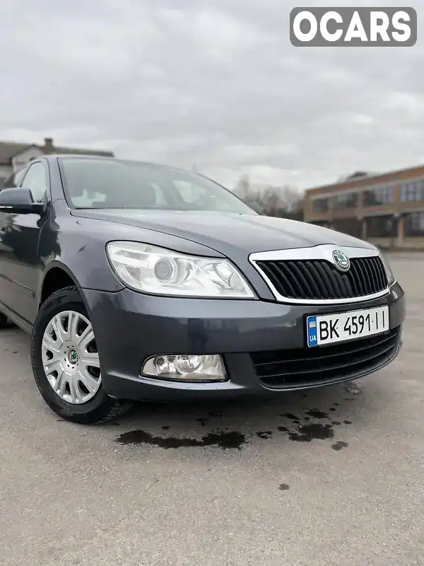 Ліфтбек Skoda Octavia 2011 1.6 л. Ручна / Механіка обл. Рівненська, Рівне - Фото 1/21