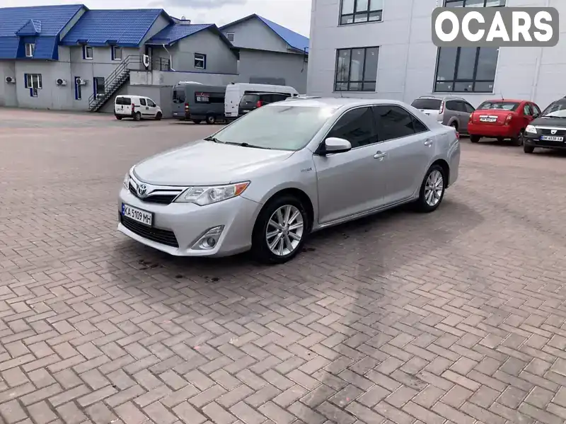 Седан Toyota Camry 2012 2.49 л. Варіатор обл. Рівненська, Рівне - Фото 1/21