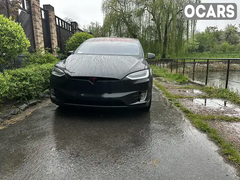 Внедорожник / Кроссовер Tesla Model X 2016 null_content л. обл. Киевская, Киев - Фото 1/17