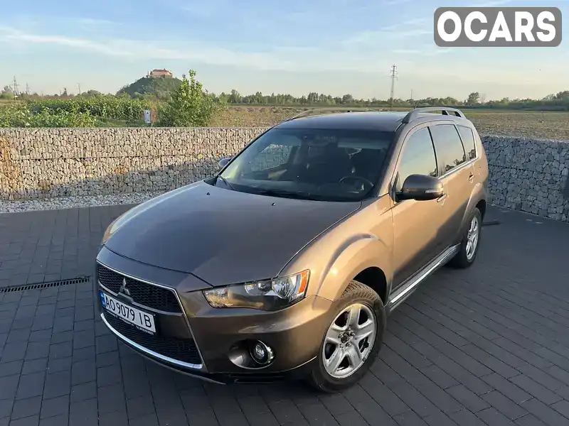 Внедорожник / Кроссовер Mitsubishi Outlander 2010 2.2 л. Ручная / Механика обл. Закарпатская, Мукачево - Фото 1/21