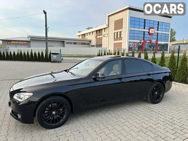 Седан BMW 7 Series 2013 3 л. Автомат обл. Чернівецька, Чернівці - Фото 1/21