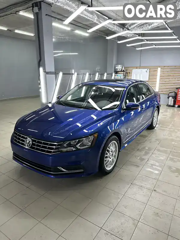 Седан Volkswagen Passat 2016 1.8 л. Автомат обл. Киевская, Киев - Фото 1/21