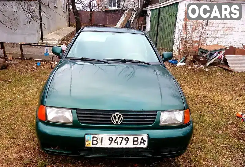 Седан Volkswagen Polo 1996 1.4 л. Ручна / Механіка обл. Полтавська, Полтава - Фото 1/7