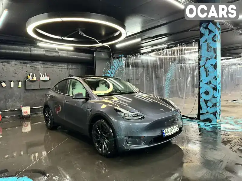 Позашляховик / Кросовер Tesla Model Y 2021 null_content л. обл. Київська, Київ - Фото 1/11