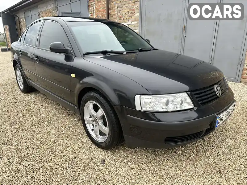 Седан Volkswagen Passat 1999 1.6 л. Ручна / Механіка обл. Рівненська, Радивилів - Фото 1/21