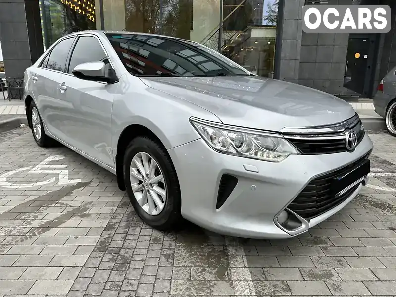 Седан Toyota Camry 2015 2.49 л. Автомат обл. Київська, Київ - Фото 1/21