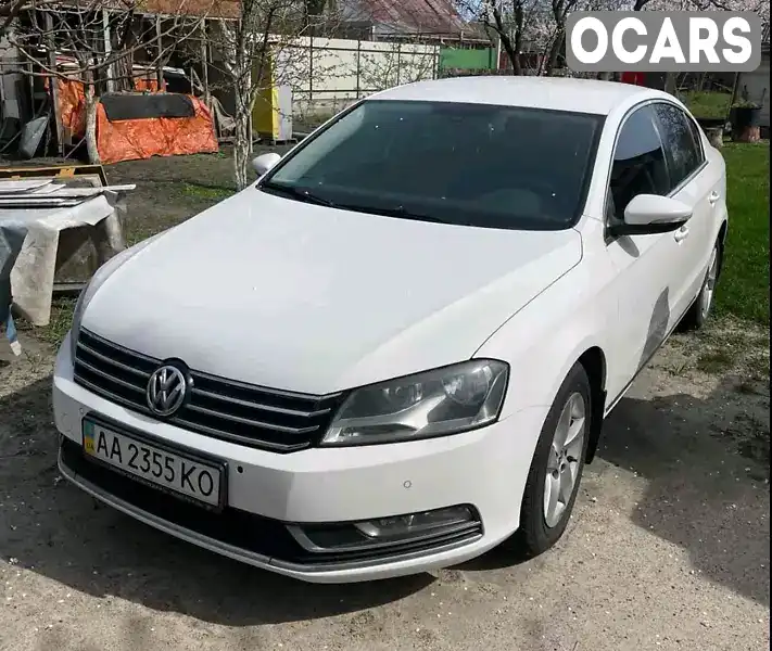 Седан Volkswagen Passat 2011 1.8 л. Автомат обл. Київська, Київ - Фото 1/3