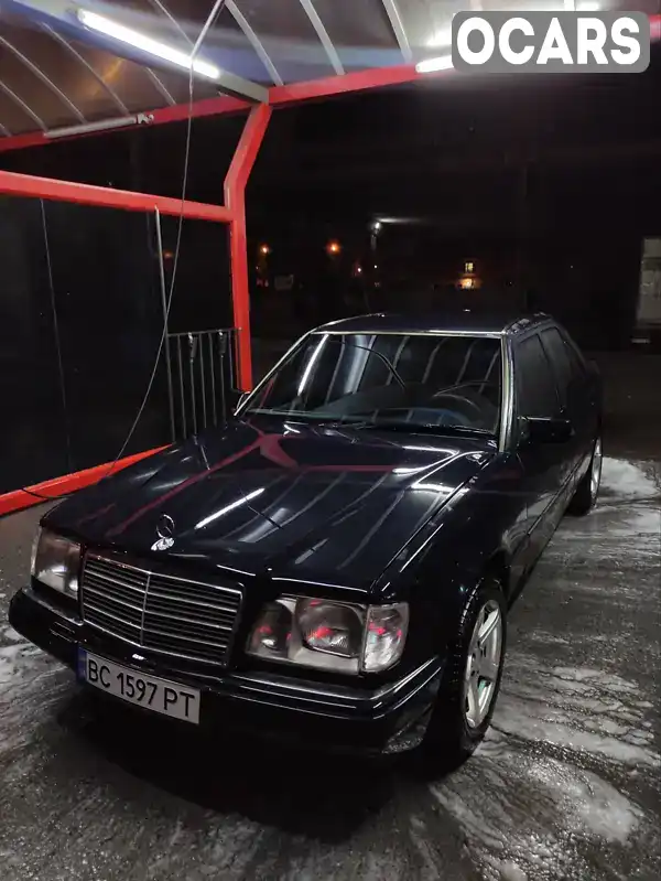 Седан Mercedes-Benz E-Class 1995 2 л. Ручна / Механіка обл. Львівська, Львів - Фото 1/21