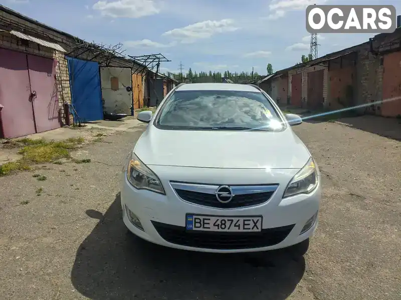 Универсал Opel Astra 2011 1.4 л. Ручная / Механика обл. Николаевская, Николаев - Фото 1/21