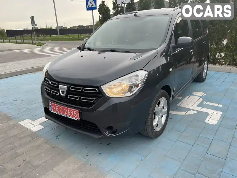 Минивэн Dacia Lodgy 2015 1.6 л. Ручная / Механика обл. Волынская, Луцк - Фото 1/19