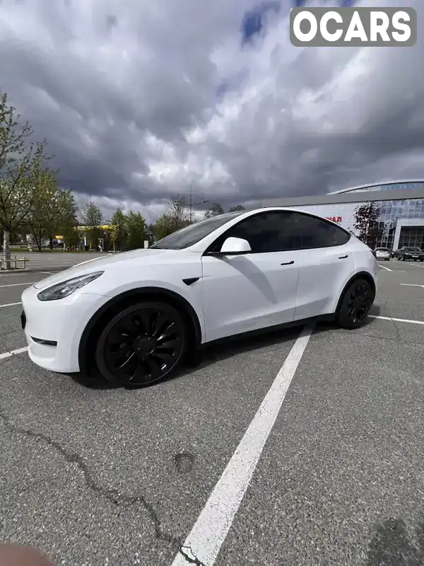 Позашляховик / Кросовер Tesla Model Y 2021 null_content л. Автомат обл. Київська, Бровари - Фото 1/21