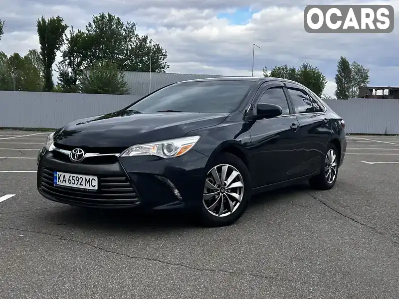 Седан Toyota Camry 2016 2.5 л. Автомат обл. Киевская, Киев - Фото 1/14