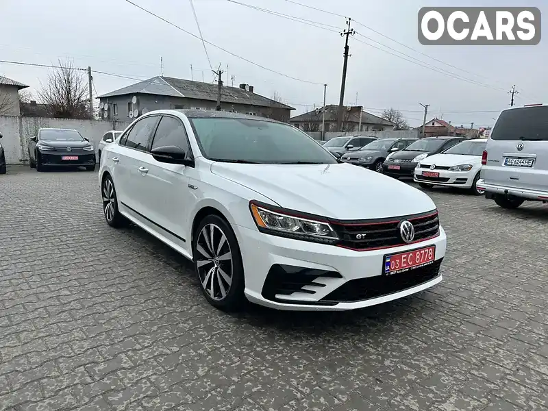 Седан Volkswagen Passat 2018 3.6 л. Автомат обл. Волынская, Киверцы - Фото 1/21