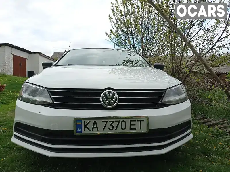 Седан Volkswagen Jetta 2014 2 л. Автомат обл. Киевская, Киев - Фото 1/15