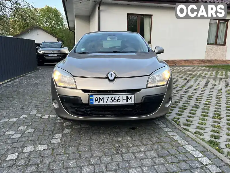 Хэтчбек Renault Megane 2008 1.6 л. Ручная / Механика обл. Житомирская, Звягель - Фото 1/21