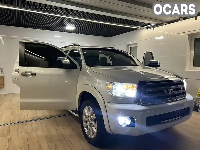 Внедорожник / Кроссовер Toyota Sequoia 2010 5.7 л. Автомат обл. Ивано-Франковская, Ивано-Франковск - Фото 1/21