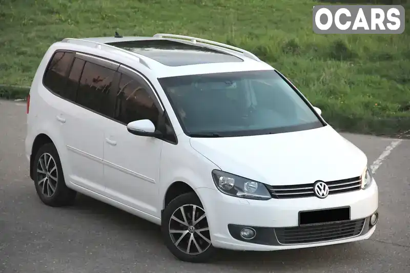 Минивэн Volkswagen Touran 2013 1.97 л. Автомат обл. Киевская, Киев - Фото 1/21